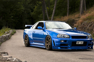 电竞赛事IP化战略，打造全球顶级盛宴，体验前所未有的激情！